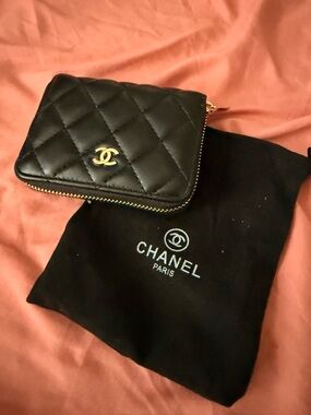 CHANEL Black Quilted Leather Zip Coin Wallet with Gold CC